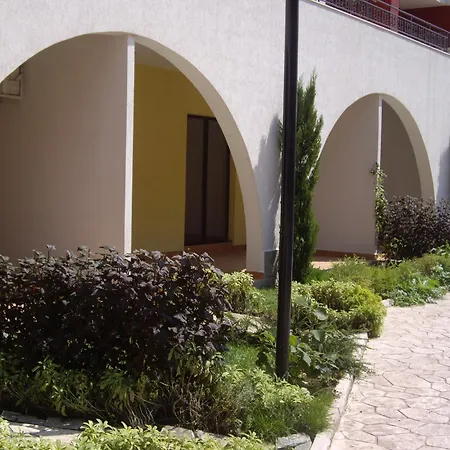 Apartment Deluxe In Marina Cape 4 Stars Complex 33 7 Aheloy